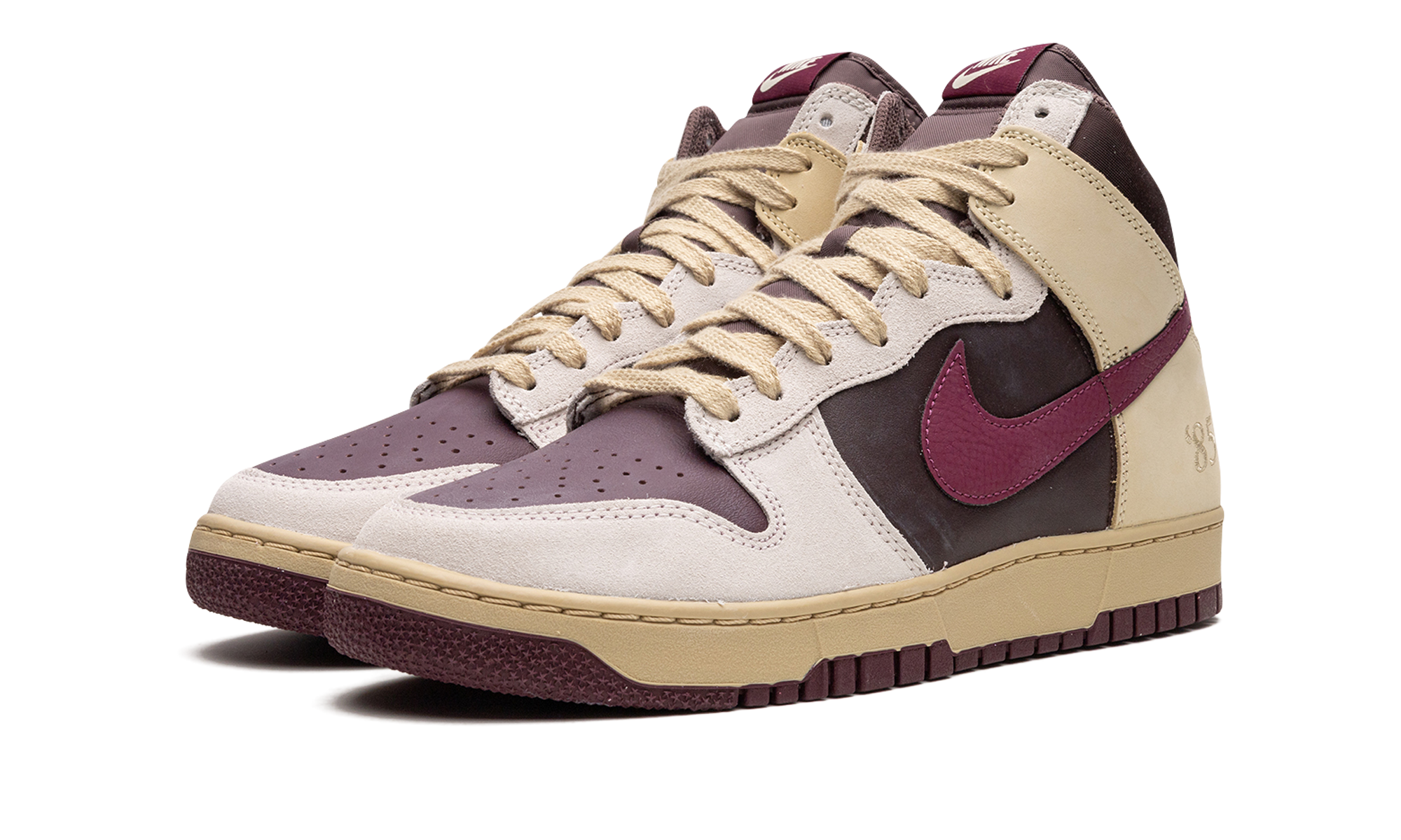 Nike Dunk High 1985 Valentine's Day (2023) 3