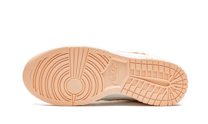 Nike Dunk High Crimson Tint 8