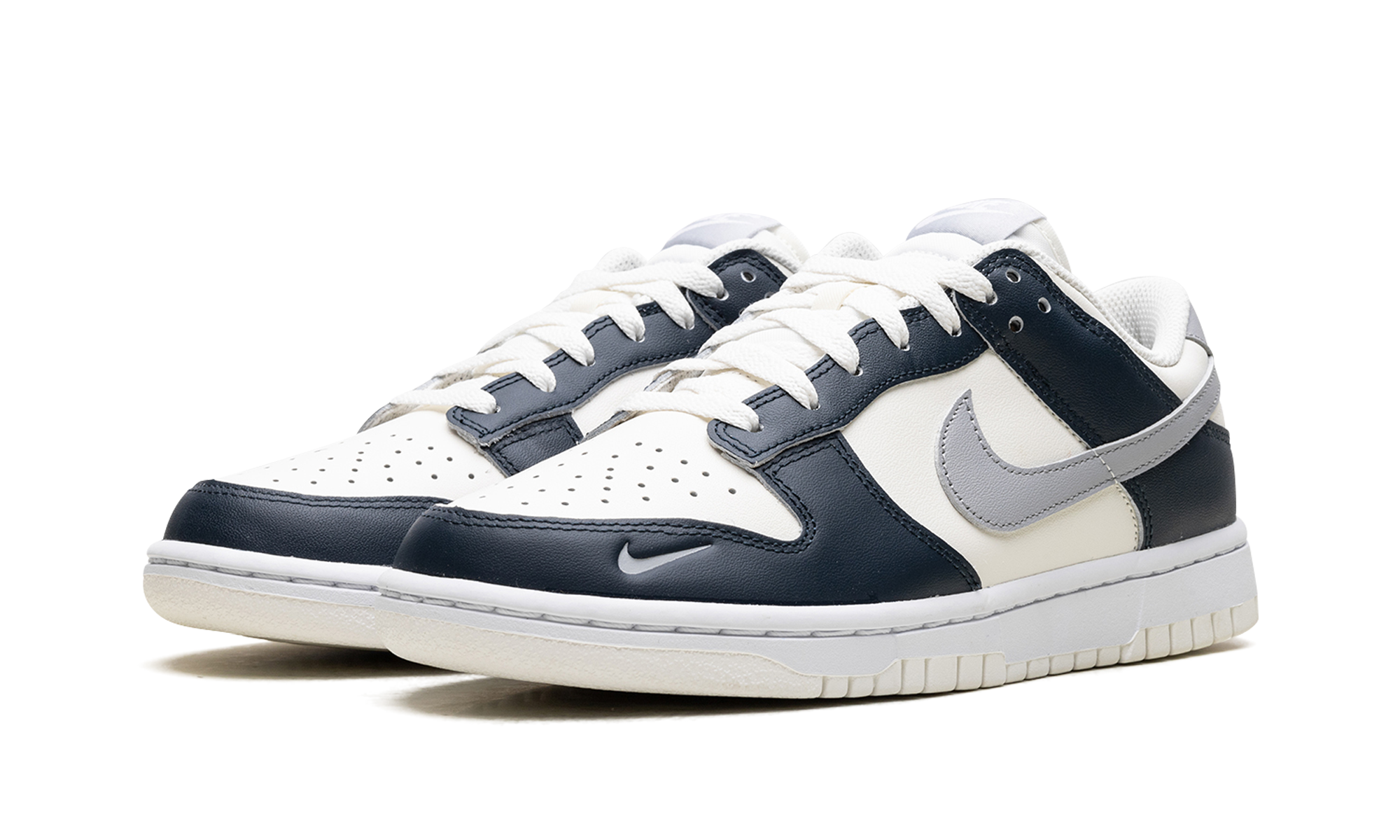 Nike Dunk Low Armoury Navy (W) 3