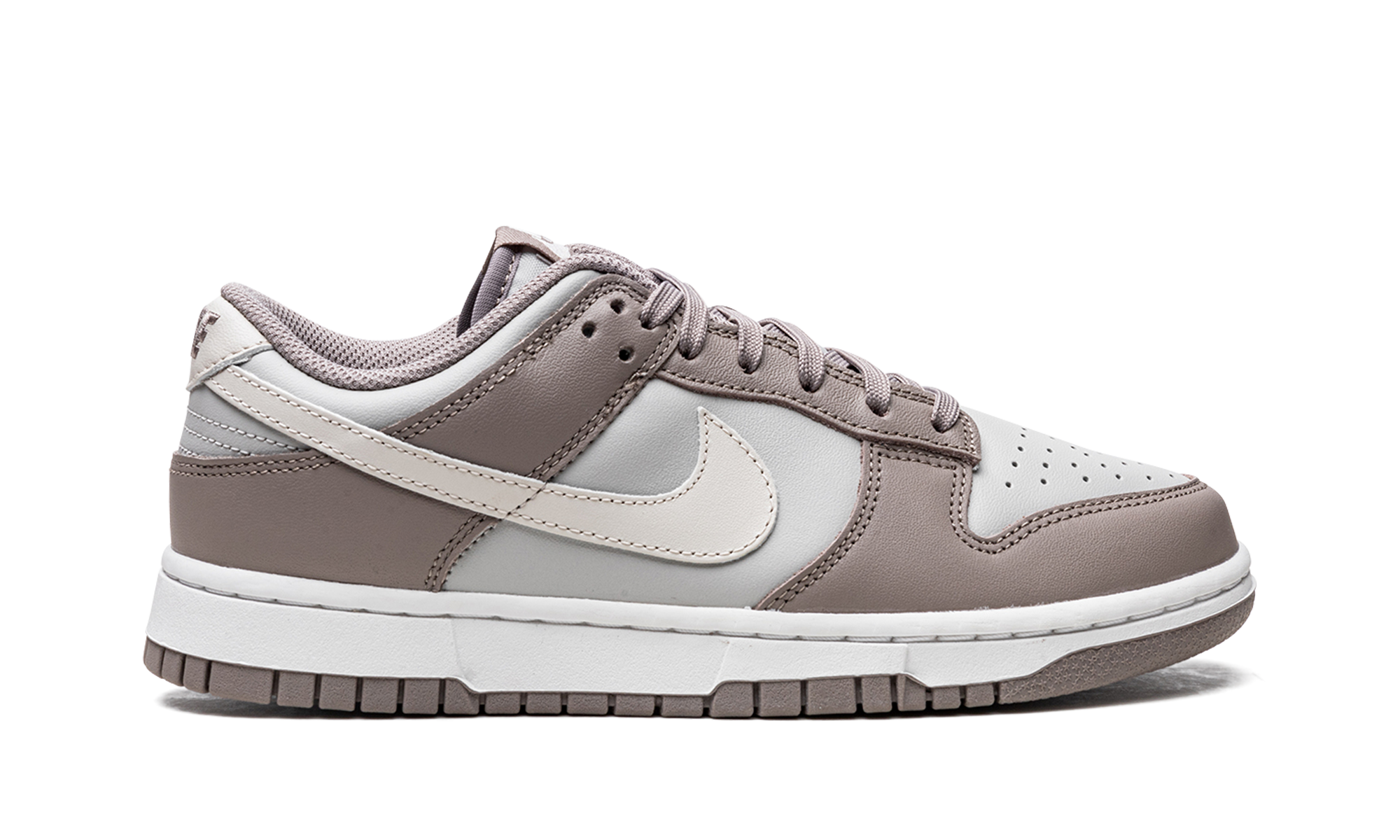 Nike Dunk Low Bone Beige