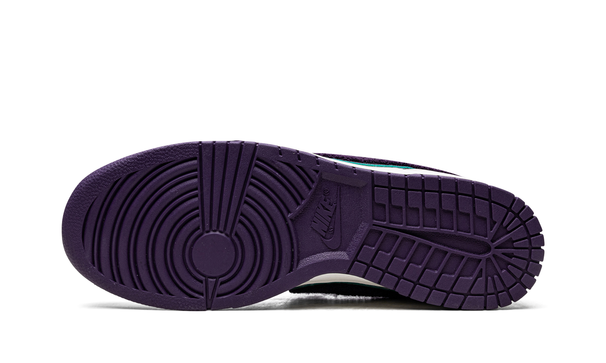 Nike Dunk Low Chenille Swoosh Sail Grand Purple 6