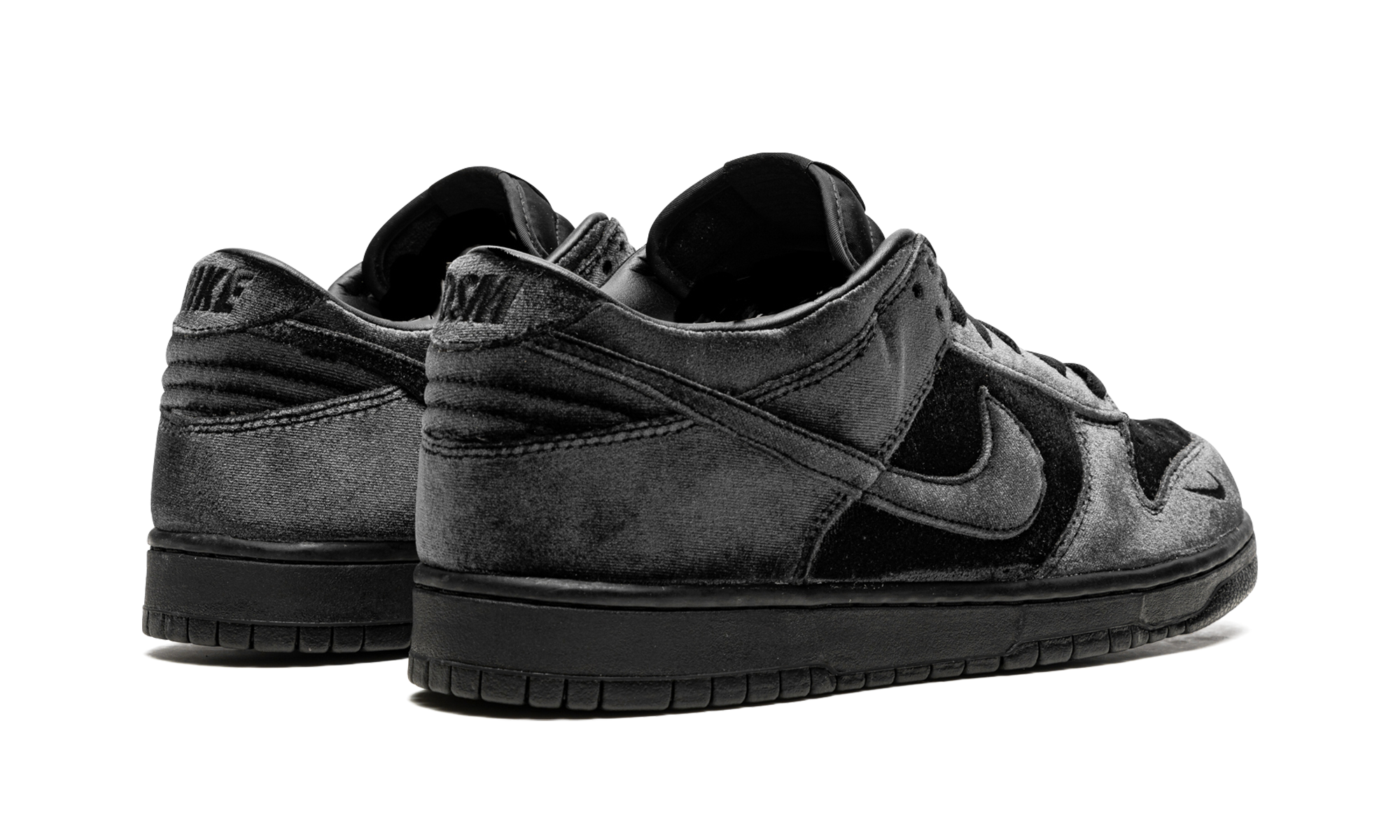 Nike Dunk Low Dover Street Market Triple Black Velvet 4