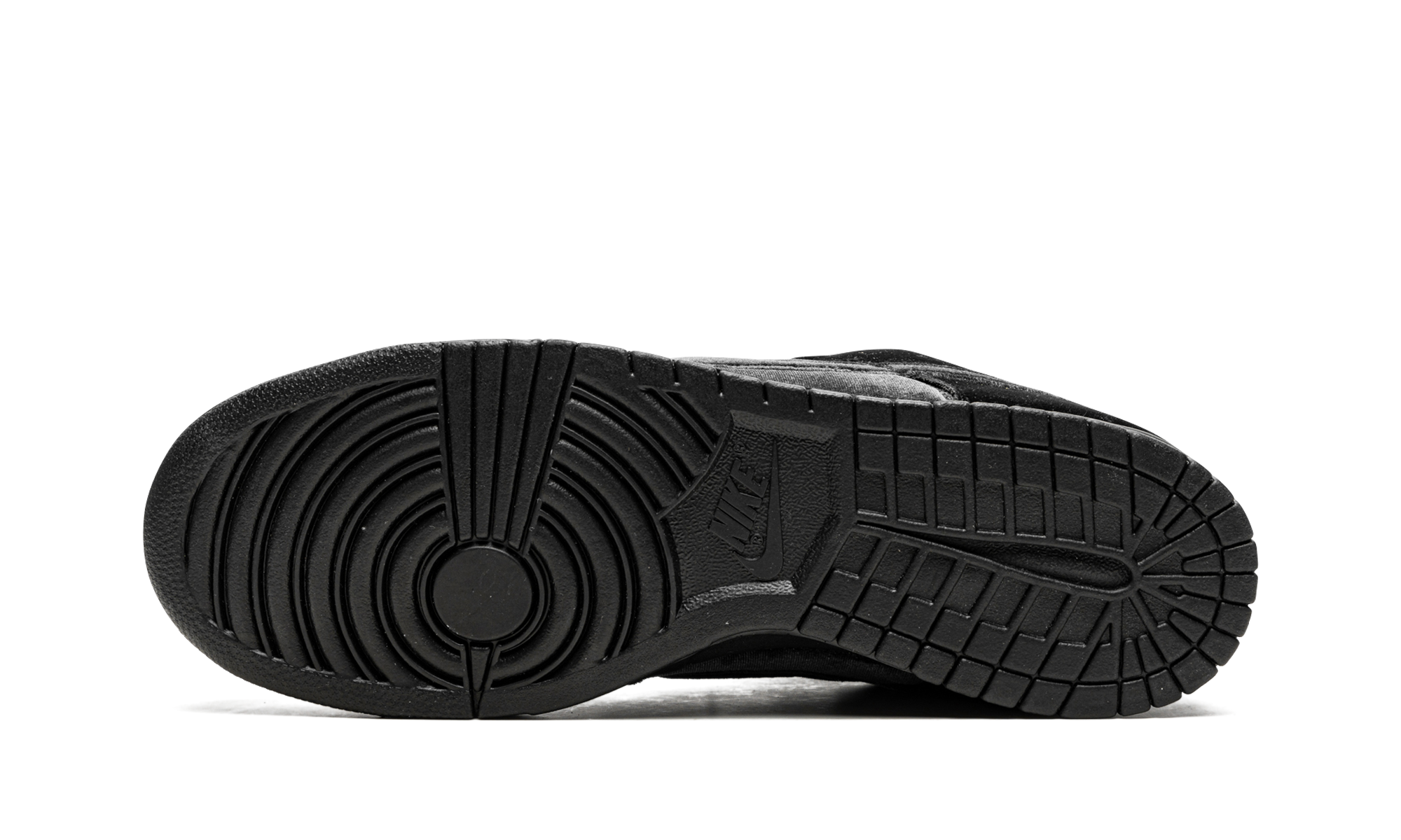 Nike Dunk Low Dover Street Market Triple Black Velvet 6