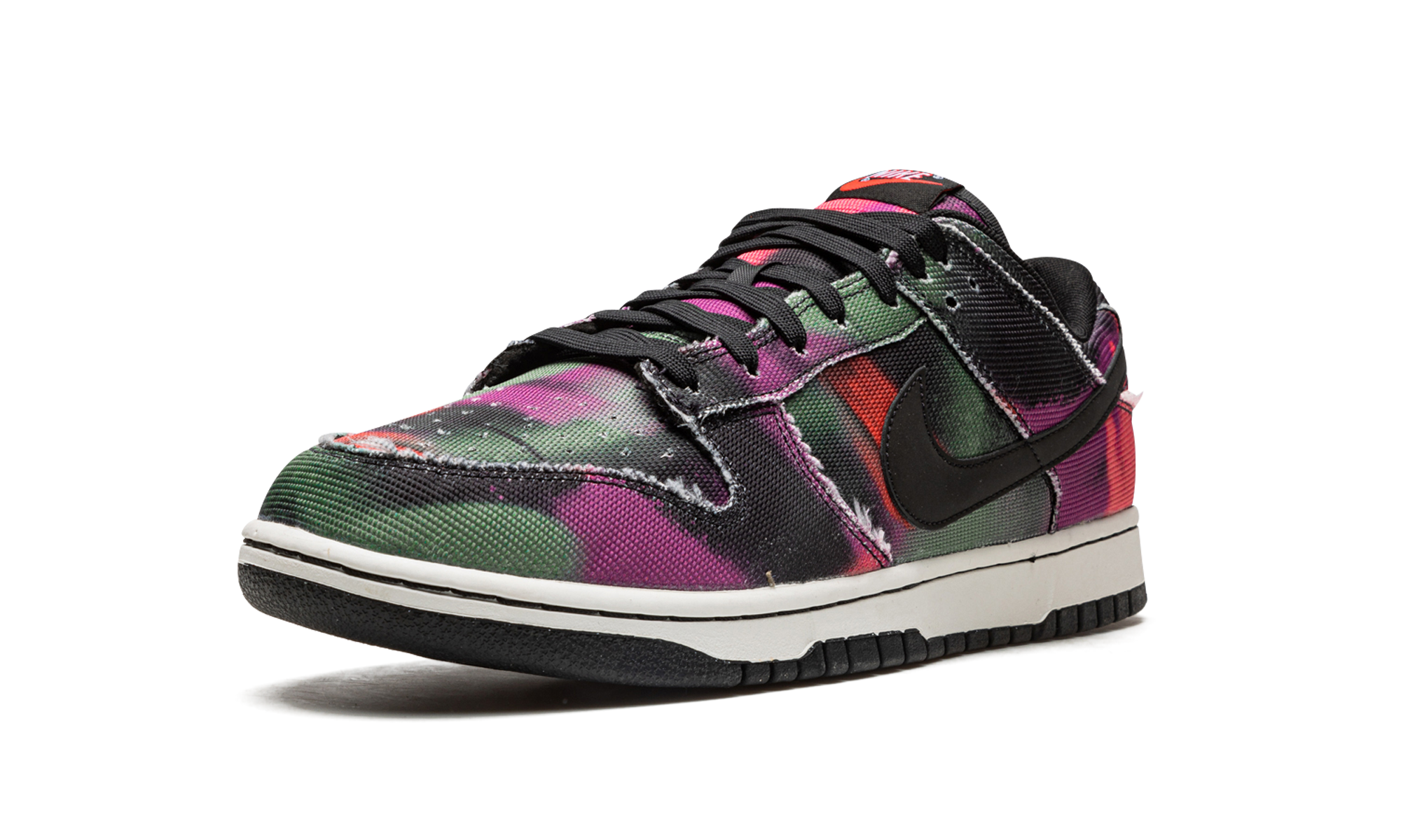 Nike Dunk Low Graffiti Pink
