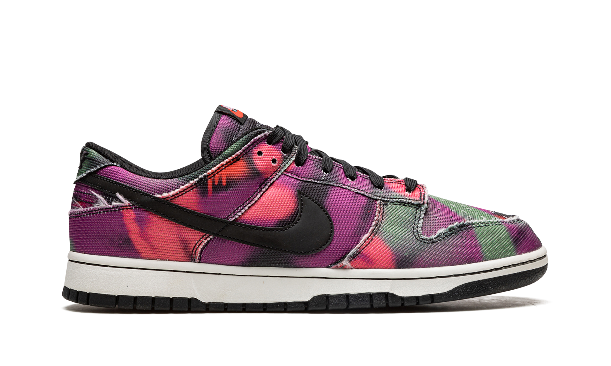 Nike Dunk Low Graffiti Pink