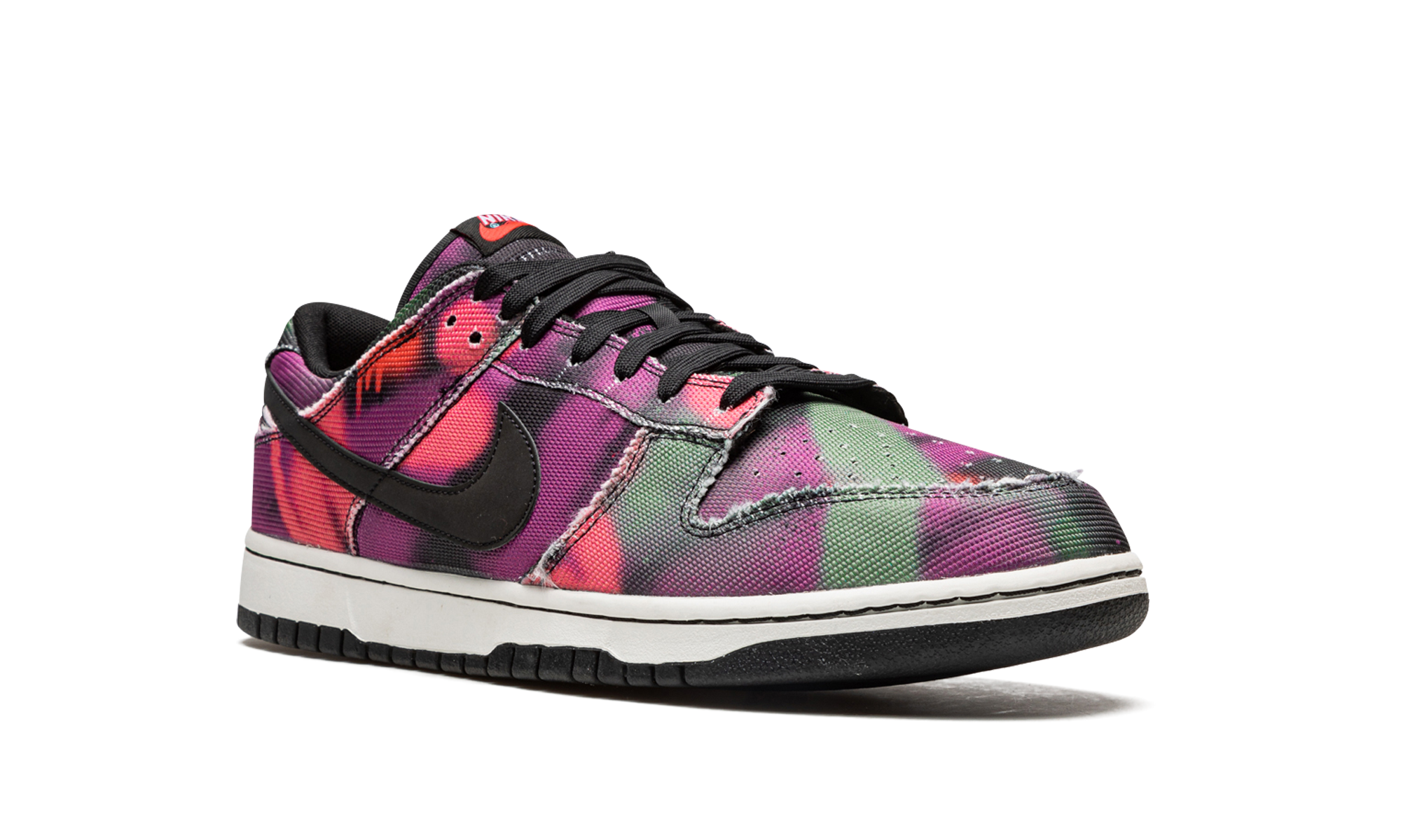 Nike Dunk Low Graffiti Pink