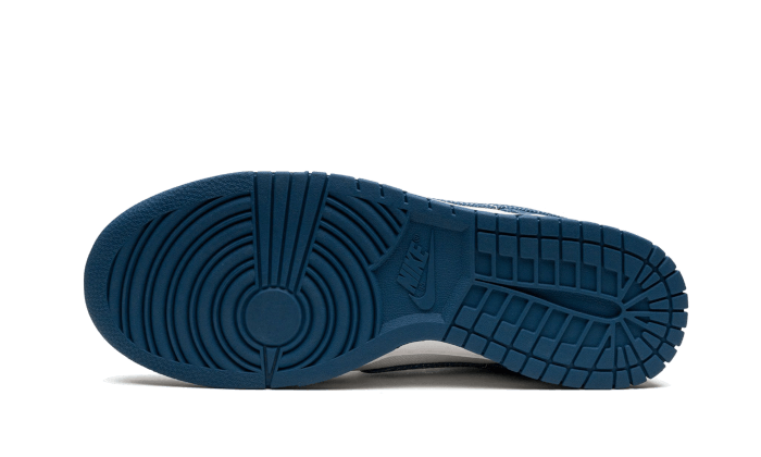 Nike Dunk Low Industrial Blue Sashiko 4