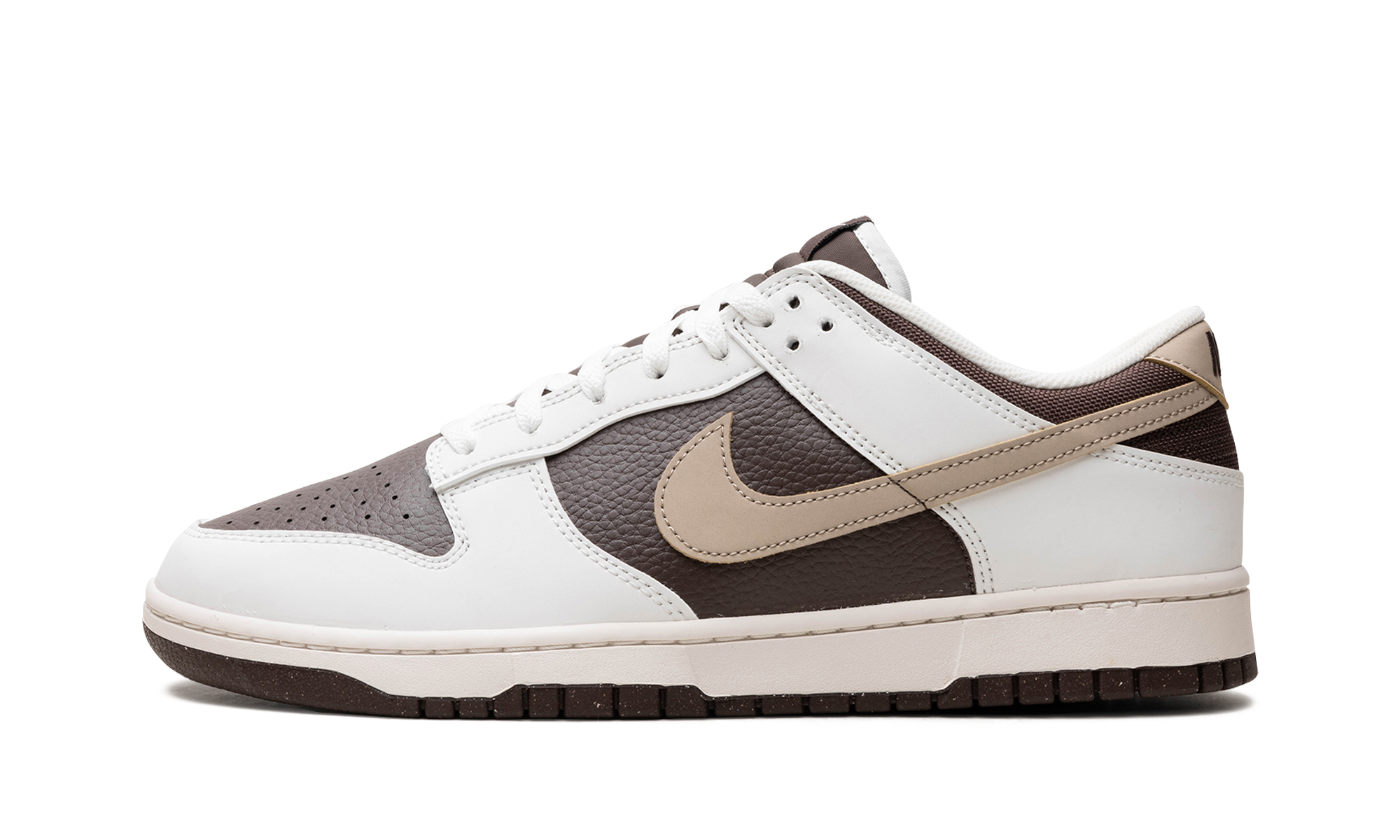 Nike Dunk Low Next Nature Summit White Baroque Brown 1