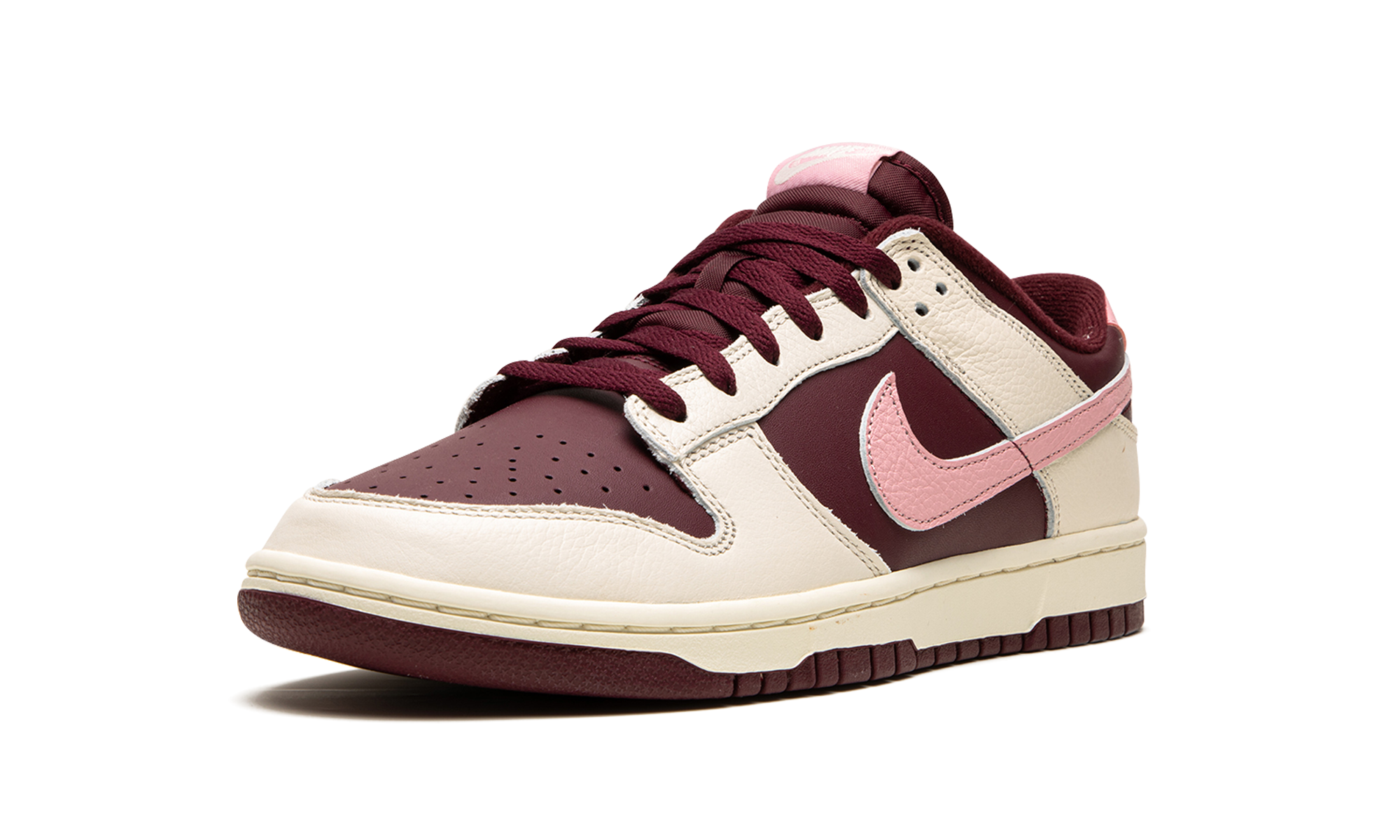 Nike Dunk Low Retro PRM Valentine's Day (2023) 5