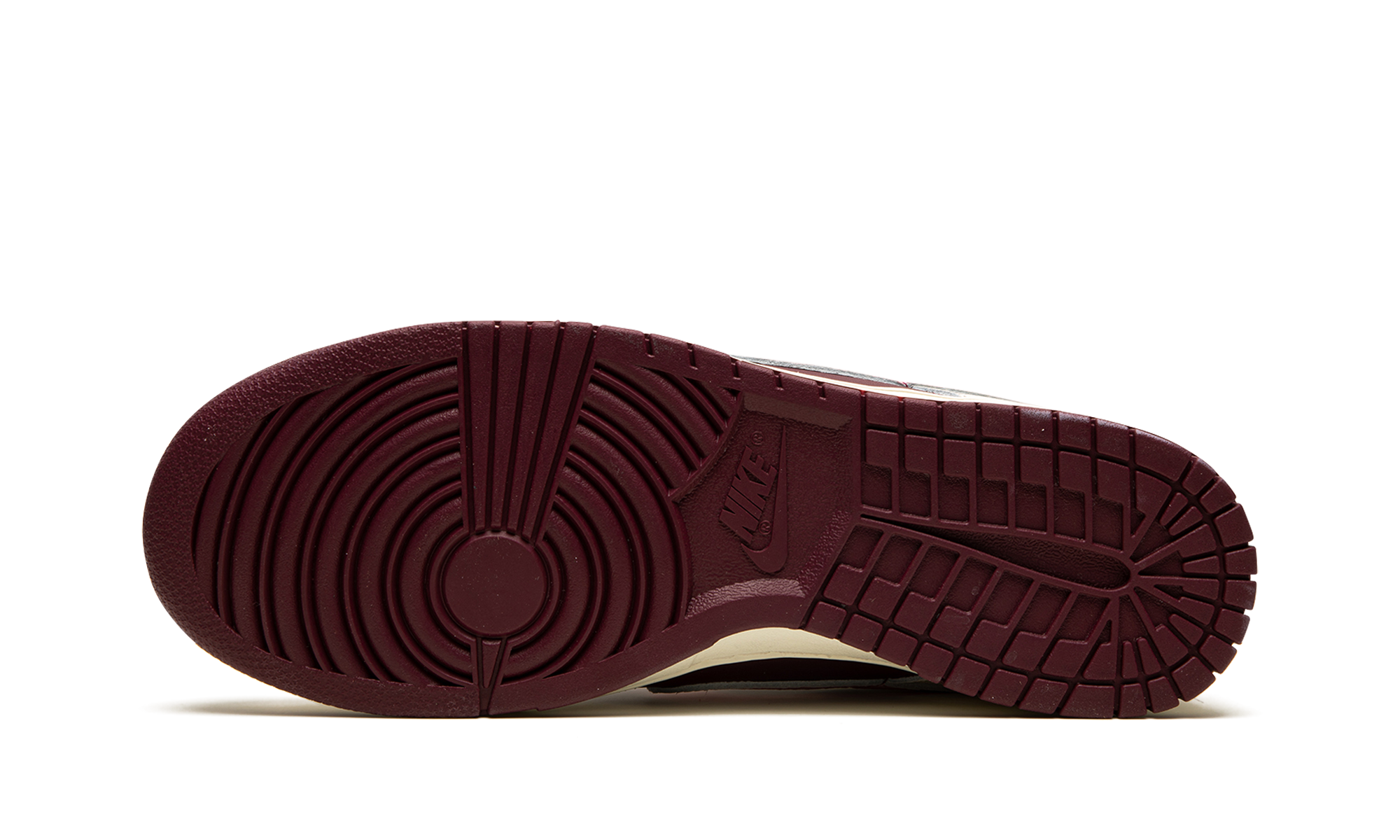 Nike Dunk Low Retro PRM Valentine's Day (2023) 6