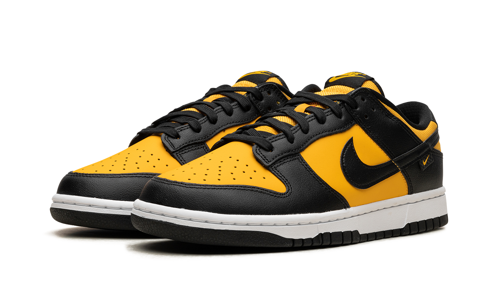 Nike Dunk Low Reverse Goldenrod 3