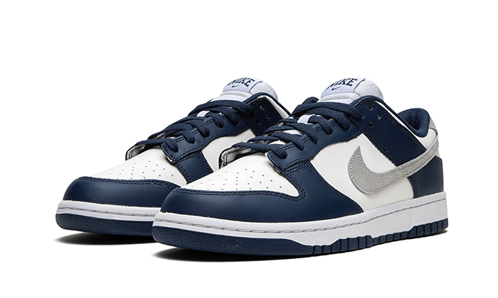 Nike Dunk Low Summit White Midnight Navy 3