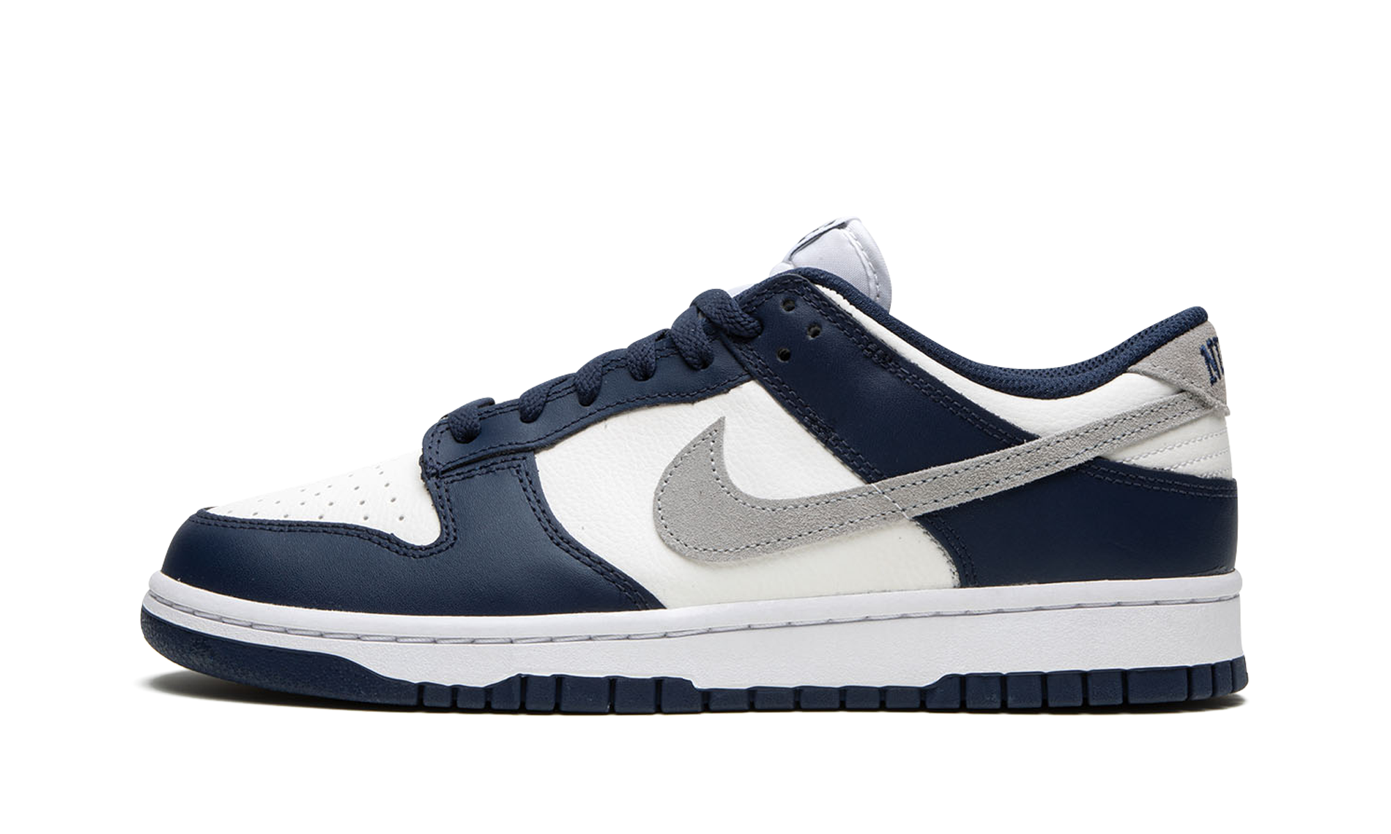 Nike Dunk Low Summit White Midnight Navy 9