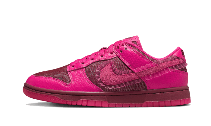 Nike Dunk Low Valentines Day (2022) 4
