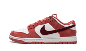 Nike Dunk Low WMNS 'Valentine's Day' (W) 1