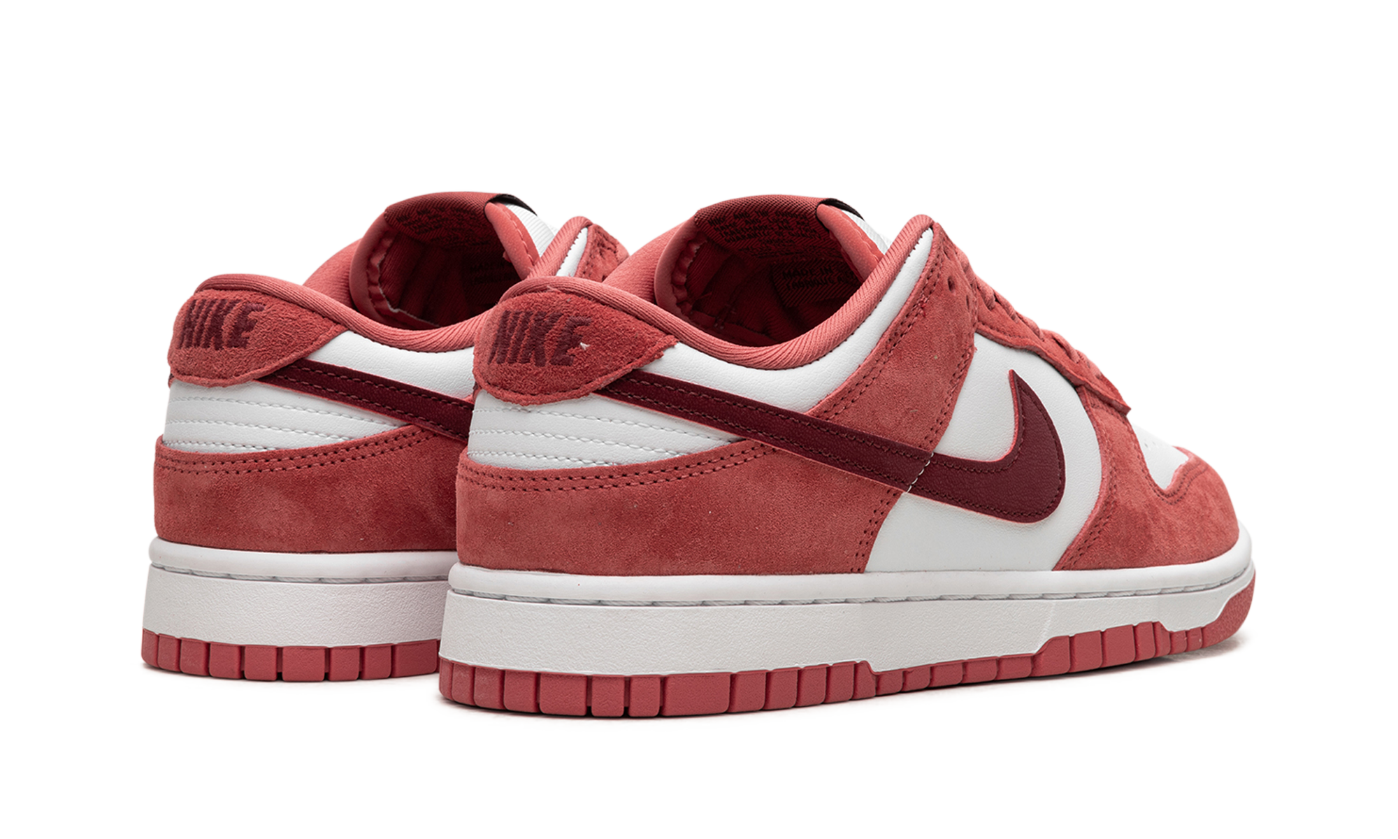 Nike Dunk Low WMNS 'Valentine's Day' (W) 4