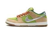 Nike SB Dunk Low 'Escargot' 1