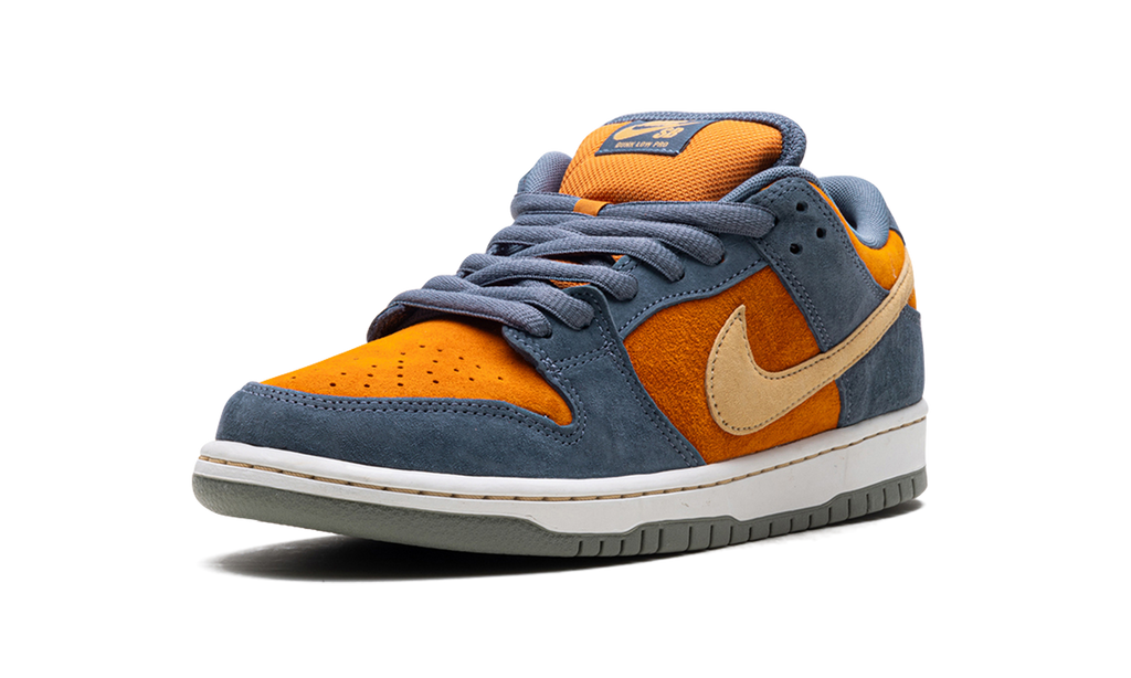 Nike SB Dunk Low 'Light Carbon Monarch' 5