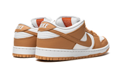 Nike SB Dunk Low Light Cognac 10