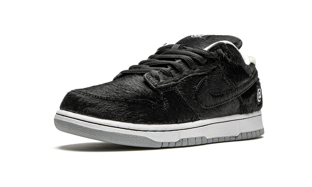 Nike SB Dunk Low Medicom Toy (2020) 5
