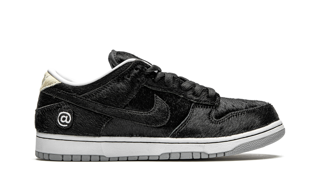 Nike SB Dunk Low Medicom Toy (2020) 7