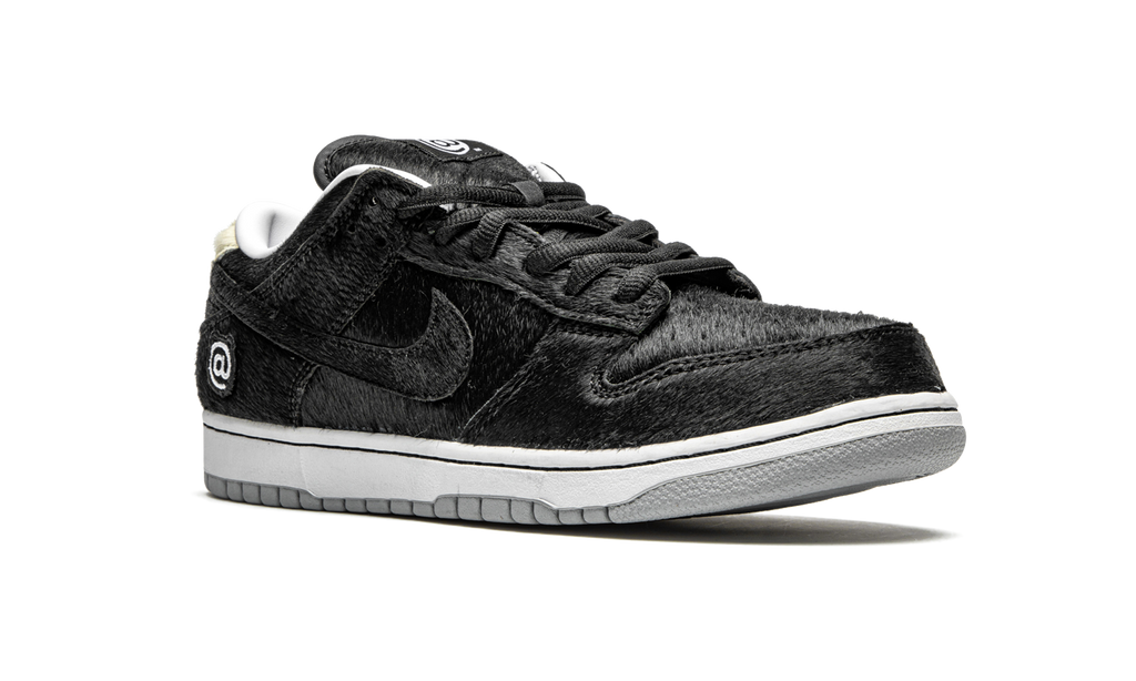 Nike SB Dunk Low Medicom Toy (2020) 8