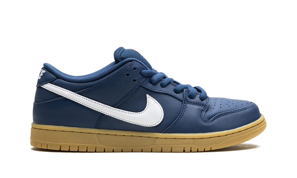 Nike SB Dunk Low 'Navy Gum' 7