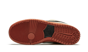 Nike SB Dunk Low Pro Hennessy 6