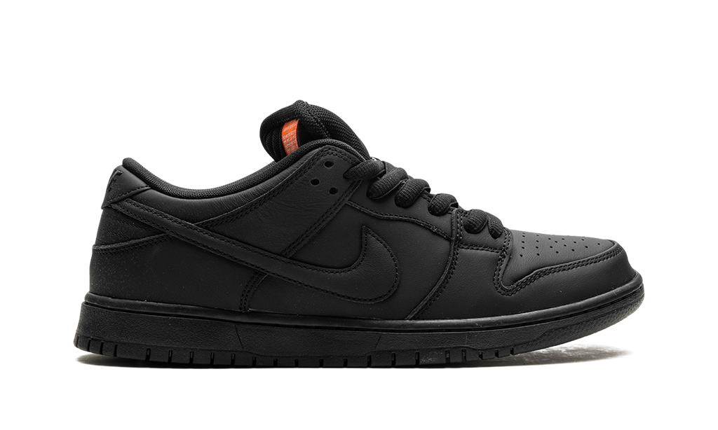 Nike SB Dunk Low Pro Triple Black 7