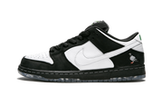 Nike SB Dunk Low Staple Panda Pigeon 1