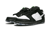 Nike SB Dunk Low Staple Panda Pigeon 3