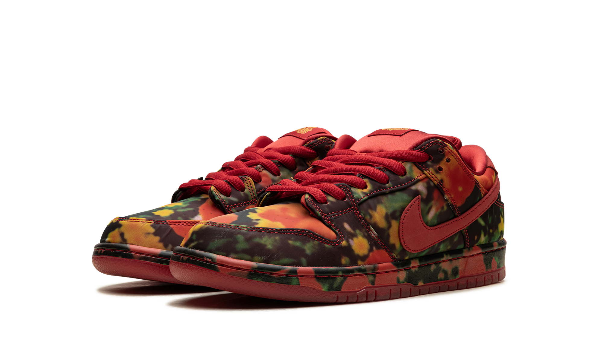 Nike SB Dunk Low 'The Wizard of Oz Poppy Field' 3