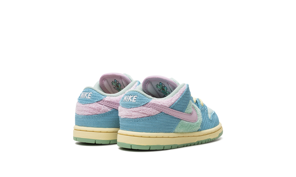 Nike SB Dunk Low 'Verdy Visty' (TD) 4