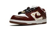 Nike SB Dunk Low x Supreme ‘’Barkroot Brown’’ 5