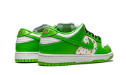 Nike SB Dunk Low x Supreme ‘’Mean Green’’ 4