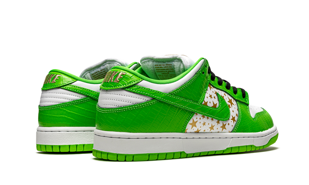 Nike SB Dunk Low x Supreme ‘’Mean Green’’ 4