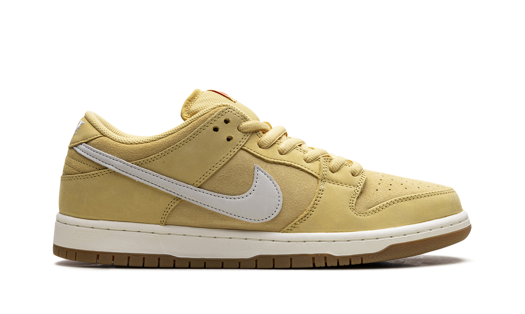 Nike SB Dunk LowSaturn Gold 7
