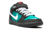 Nike SB Dunk Mid Griffey 8