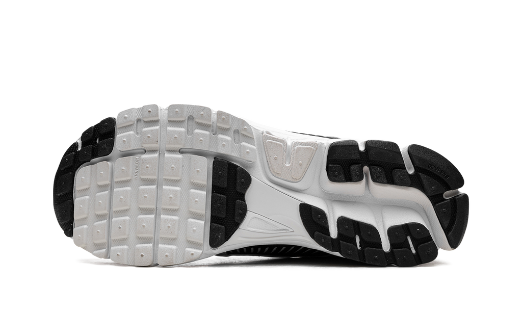 Nike Zoom Vomero 5 White Black 6