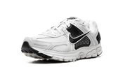 Nike Zoom Vomero 5 White Black 7