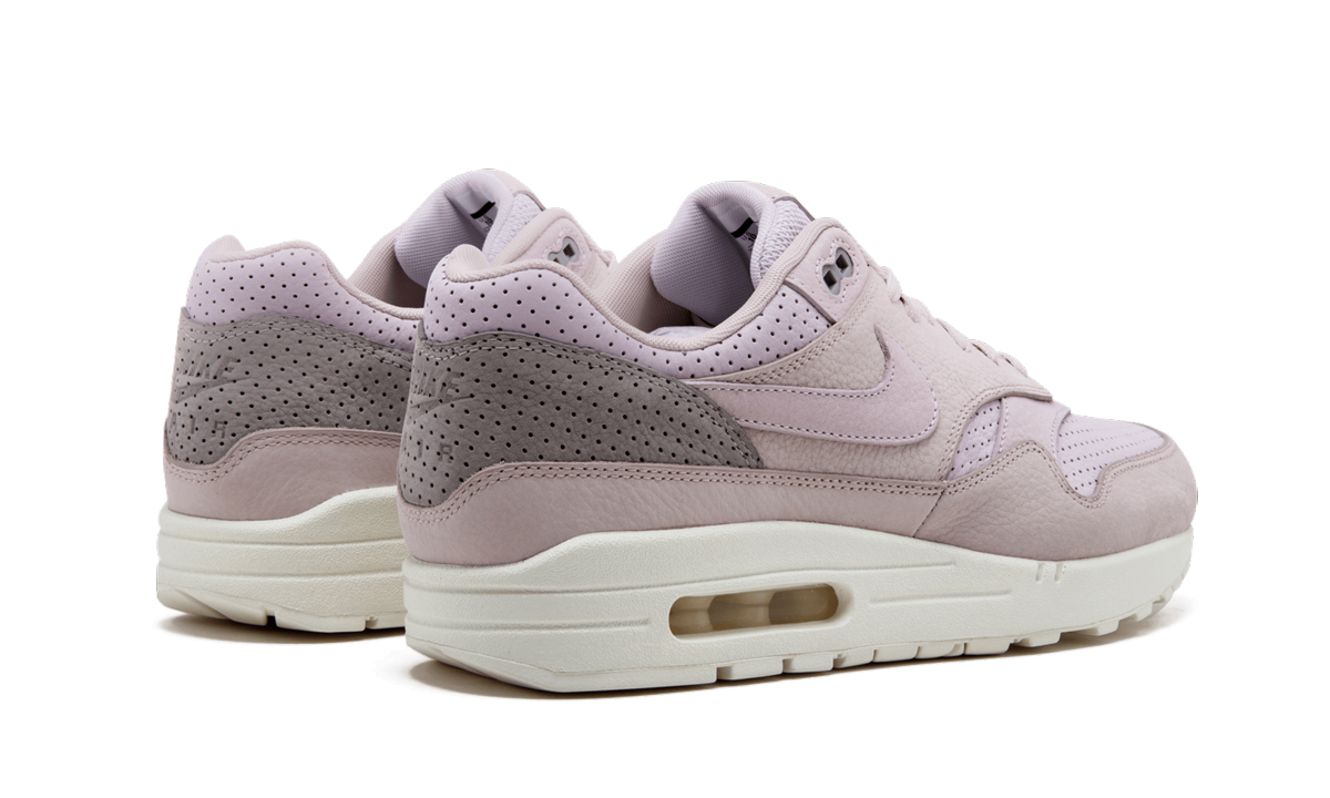 Nikelab Air Max 1 Pinnacle