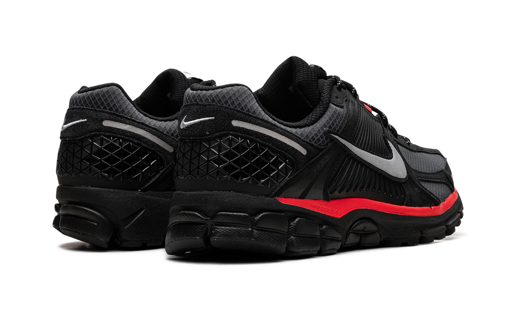 Nike Zoom Vomero 5 Black Metallic University Red