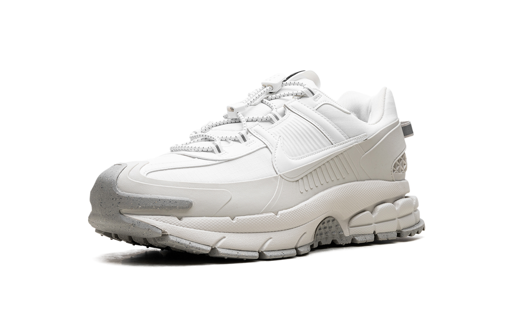 Nike Zoom Vomero Roam 'Summit White Light Bone Light Iron Ore'