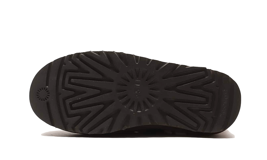 UGG Neumel Platform Chelsea Boot Smoke Plum 3