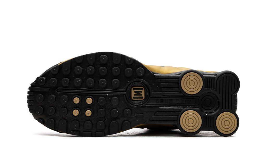 Nike Shox R4 Black Metallic Gold (W)