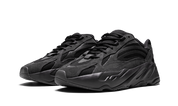 Yeezy Boost 700 V2 Vanta 3