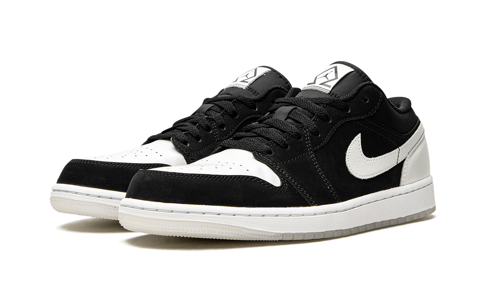Air Jordan 1 Low Diamond Shorts 3