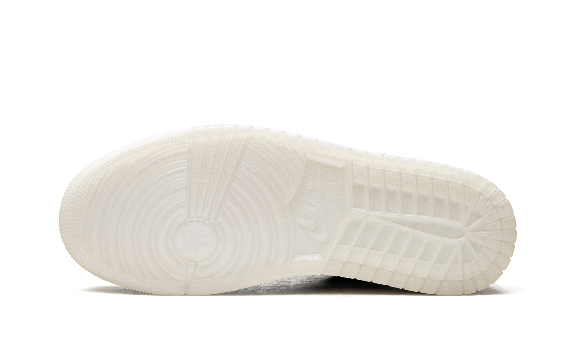 Air Jordan 1 Low Diamond Shorts 6
