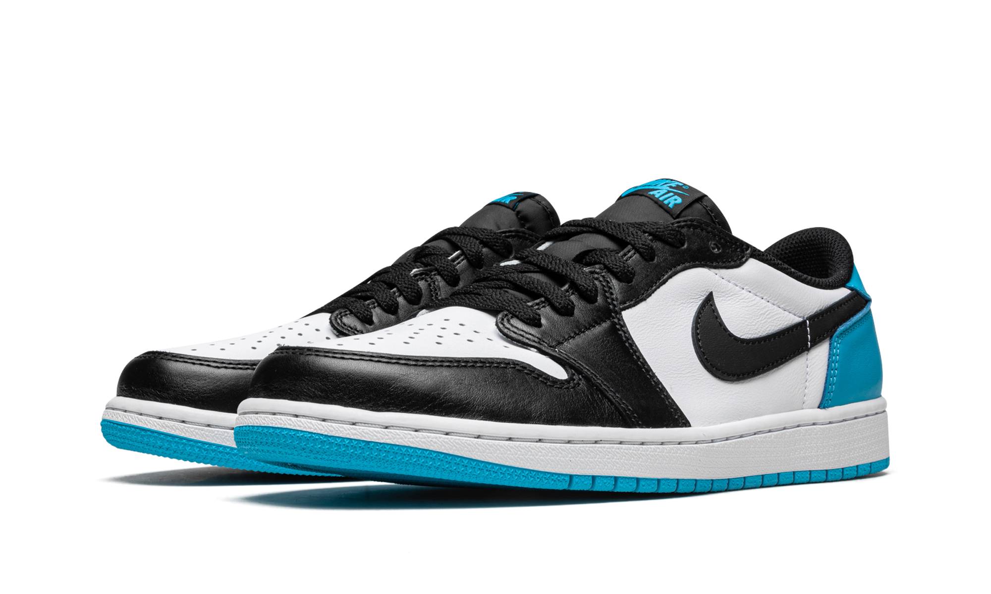 Air Jordan 1 Low OG UNC (2022) 2