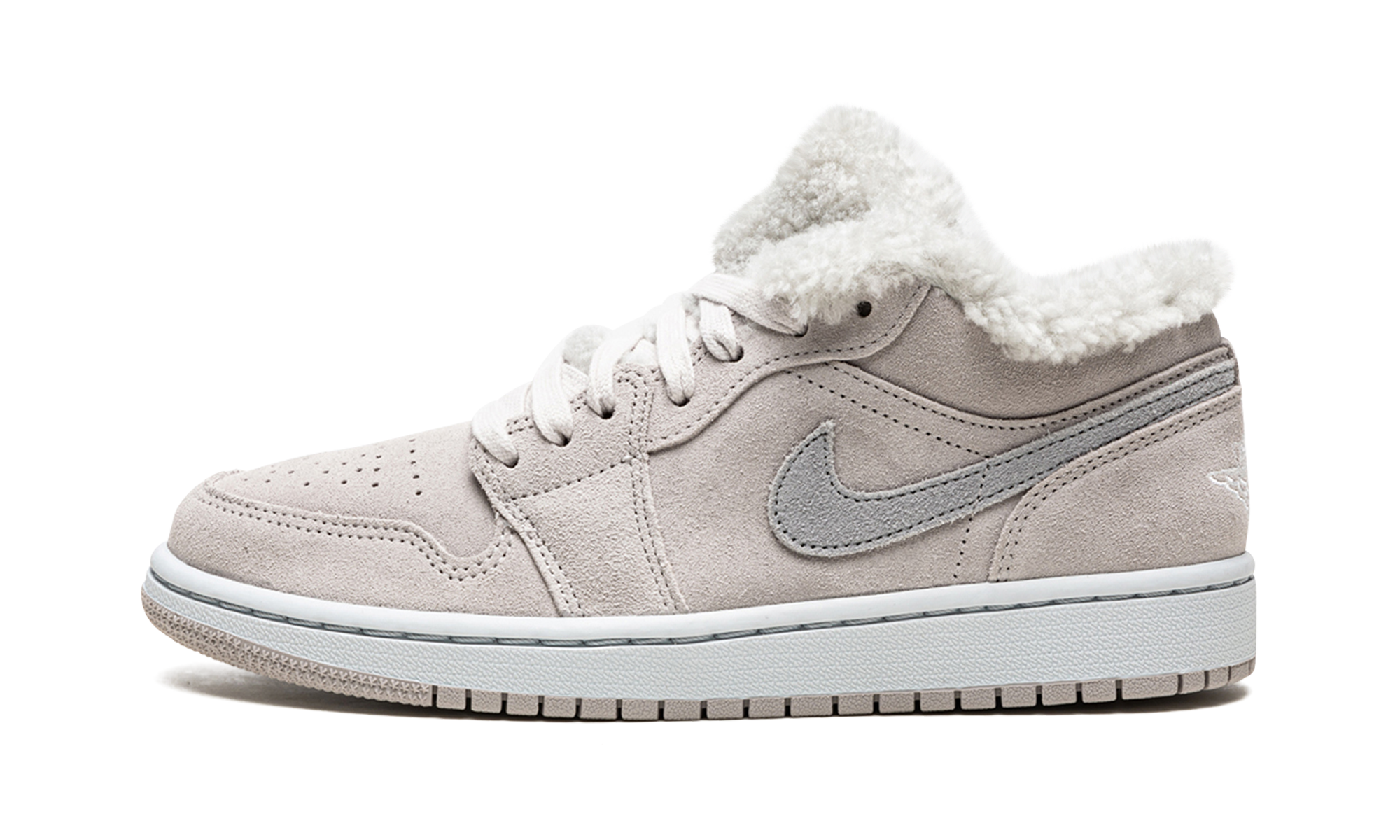 Air Jordan 1 Low SE Sherpa Fleece 1